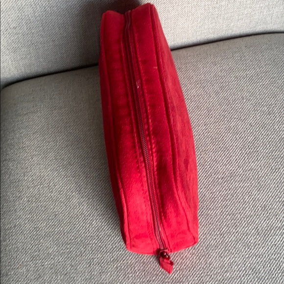 CHANEL RED COSMETIC CASE ----ITEM SOLD---- - Picture 4 of 8